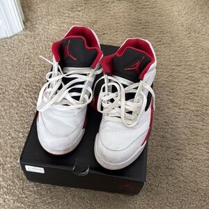 Air Jordan retro 6 size 9